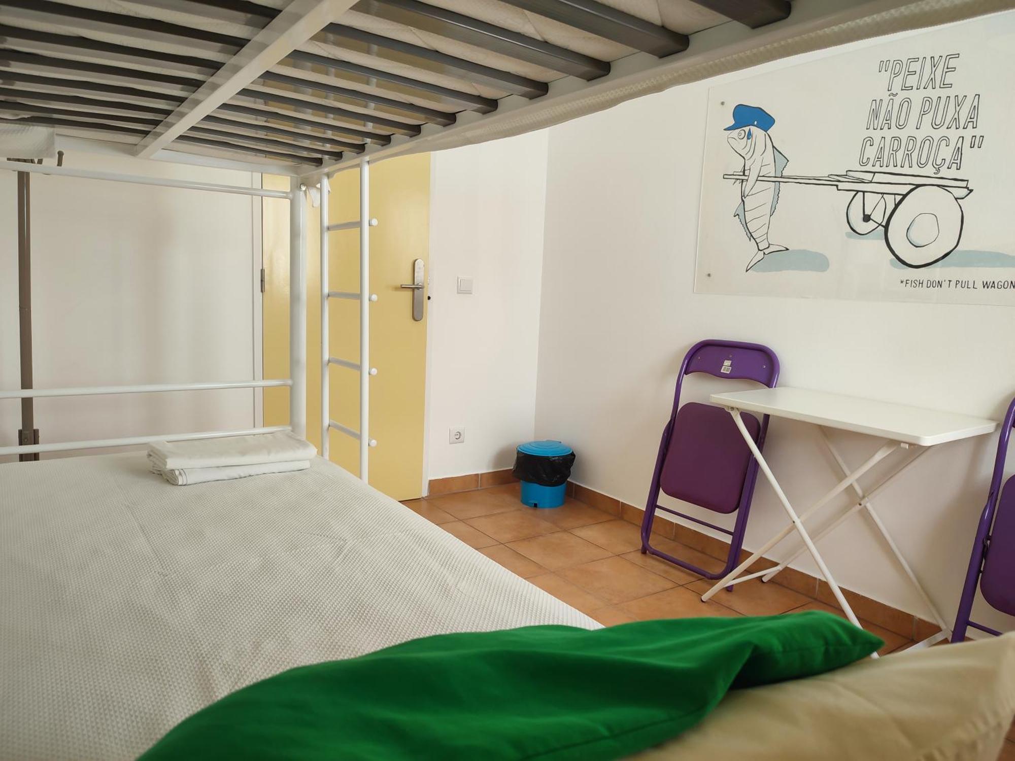 Racing Mackerel Hostel Lagos Esterno foto